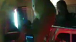 Վատ տղան հրում է աքլ ...